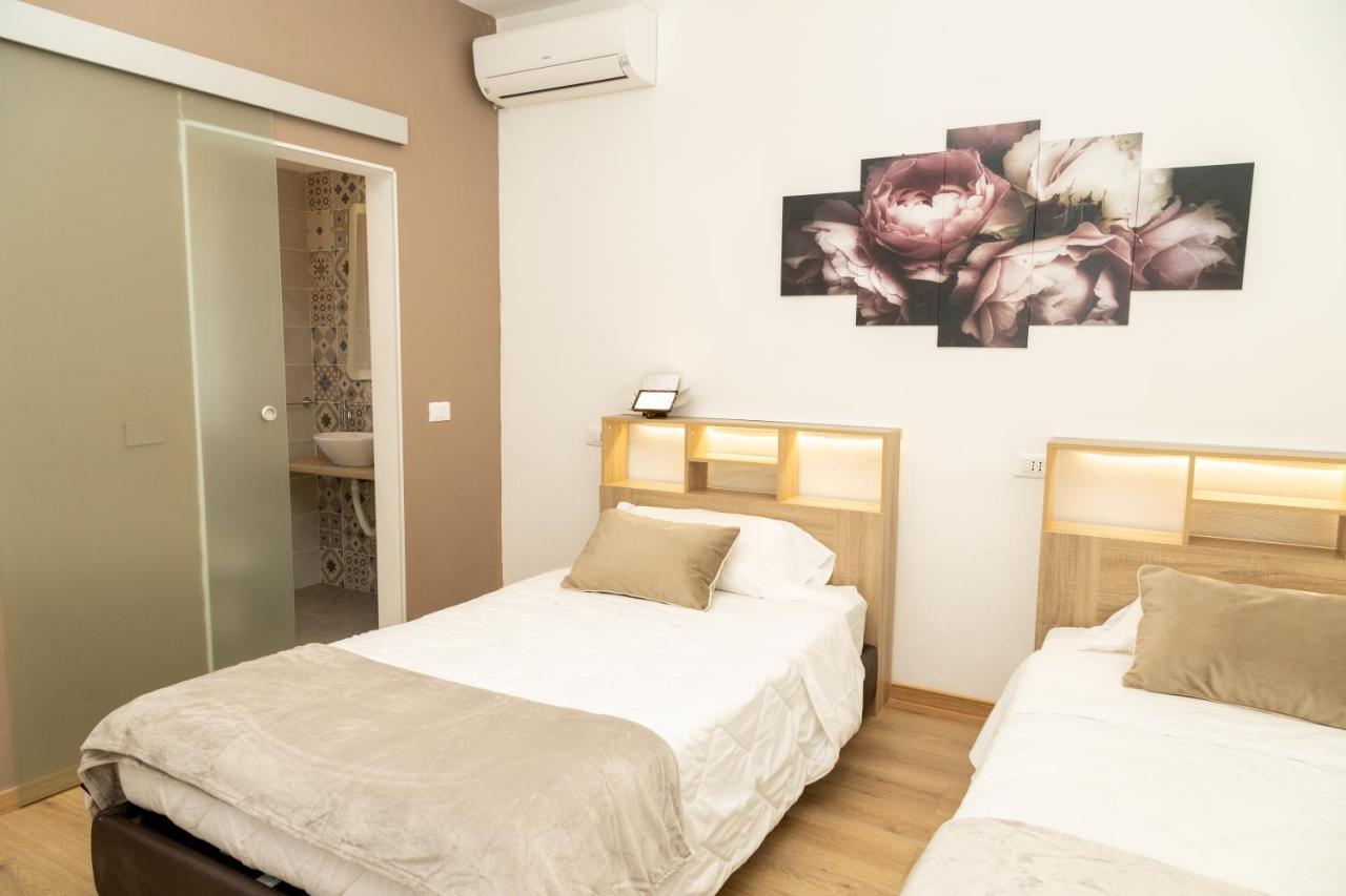 Alexandra'S House Apartment เวโรนา ภายนอก รูปภาพ