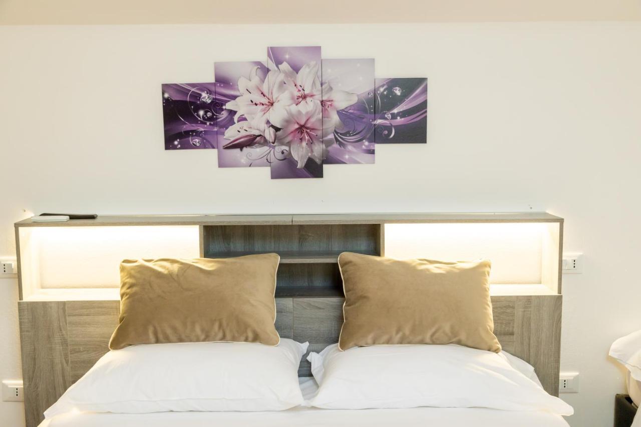 Alexandra'S House Apartment เวโรนา ภายนอก รูปภาพ