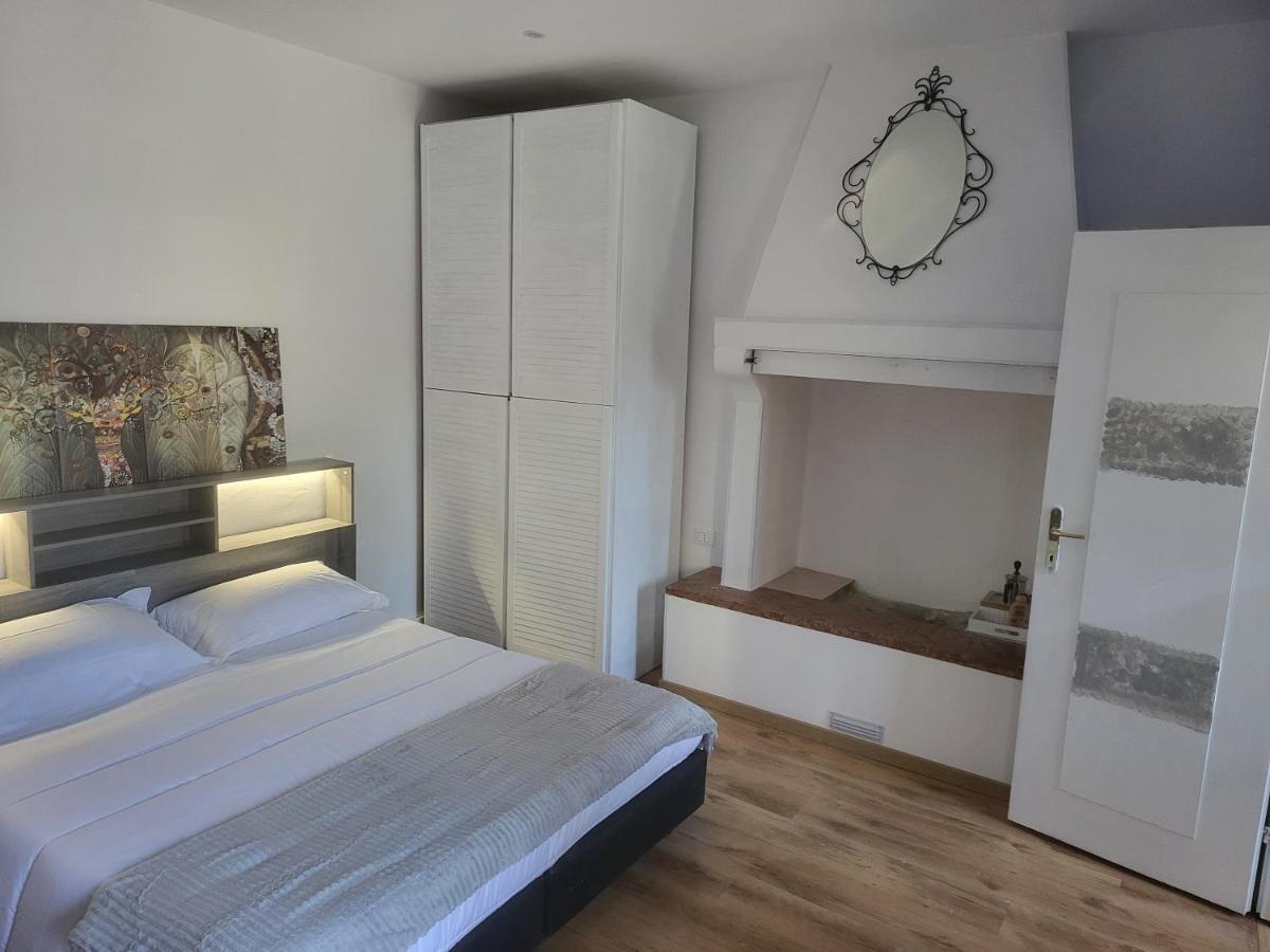 Alexandra'S House Apartment เวโรนา ภายนอก รูปภาพ