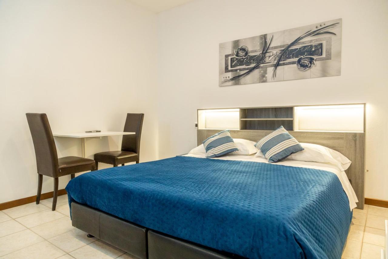 Alexandra'S House Apartment เวโรนา ภายนอก รูปภาพ