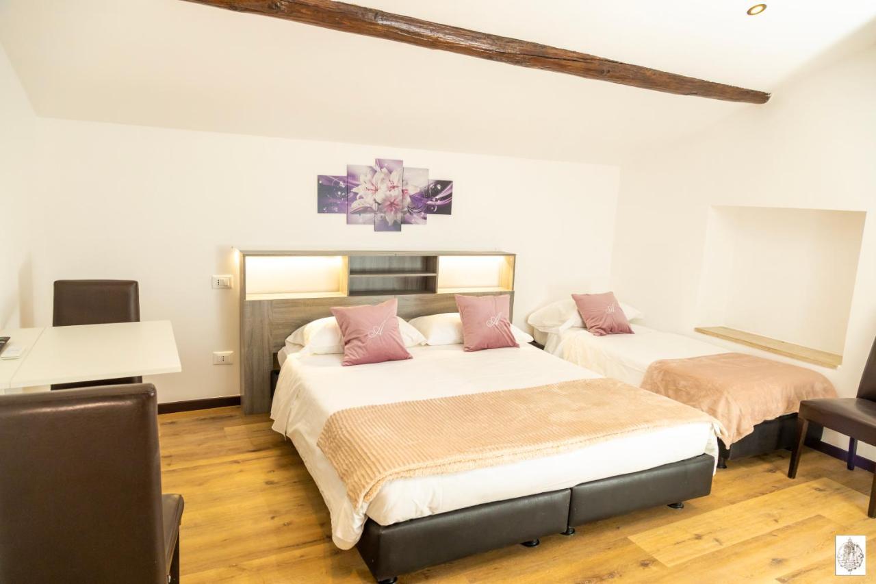 Alexandra'S House Apartment เวโรนา ภายนอก รูปภาพ